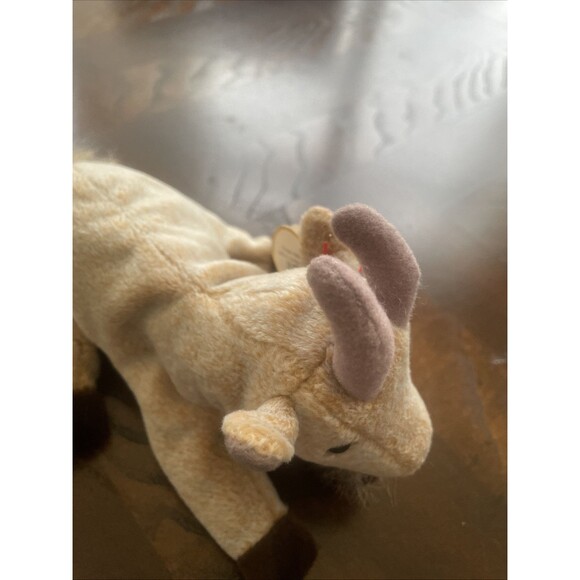 Ty Beanie Baby - GOATEE the Goat (8 Inch) Plush Stuffed Animal Toy - Picture 7 of 13